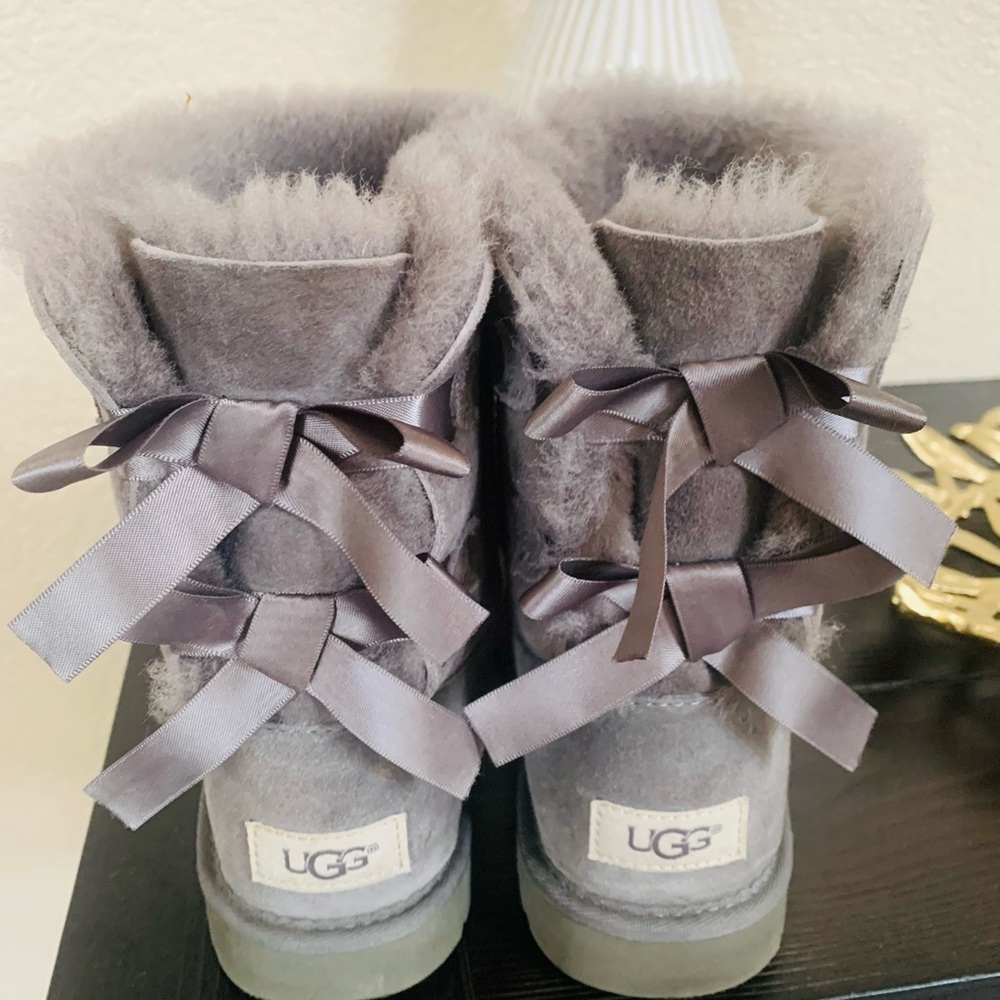 Uggs boots Bayle Bow II